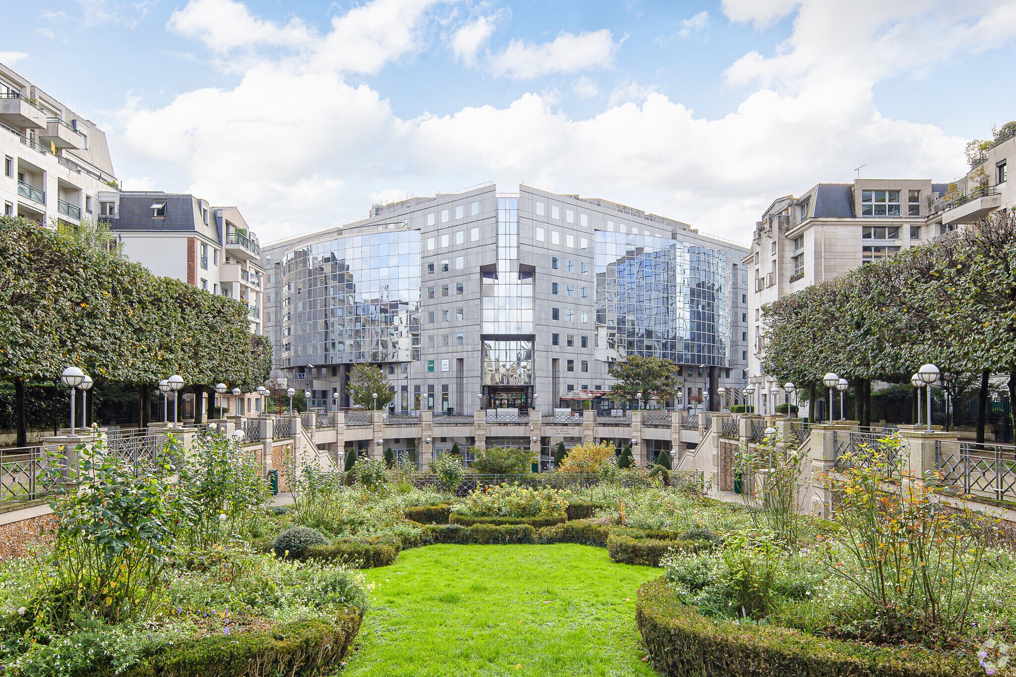 12 Avenue Winston Churchill, Charenton-le-Pont to rent Primary Photo- Image 1 of 6