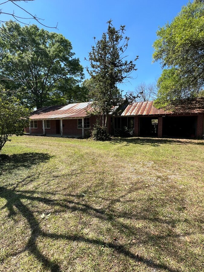 5319 Hwy 19, Zachary 70791 5319 LA Hwy 19, Zachary, LA 70791 UK