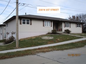 220 N 1st St, Springfield, NE for sale Other- Image 1 of 1