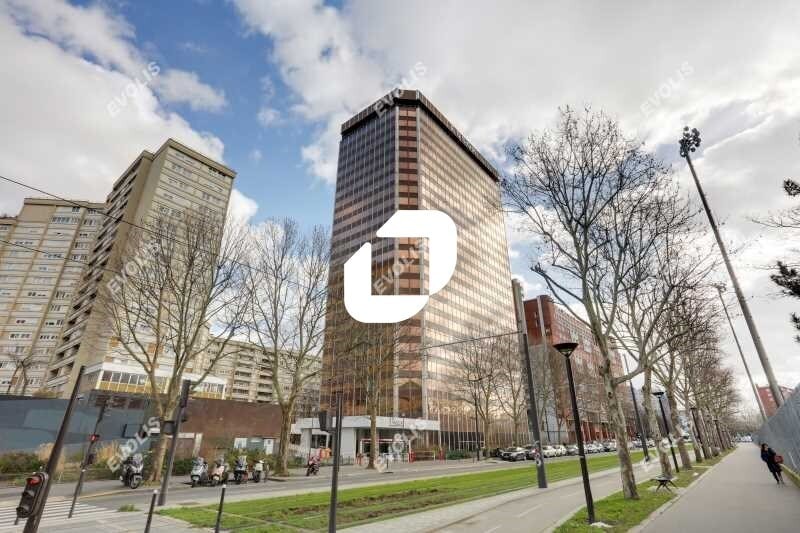 Office in Pantin for sale Building Photo- Image 1 of 18