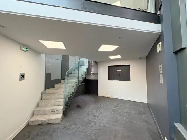 Location Commerce 188 m²