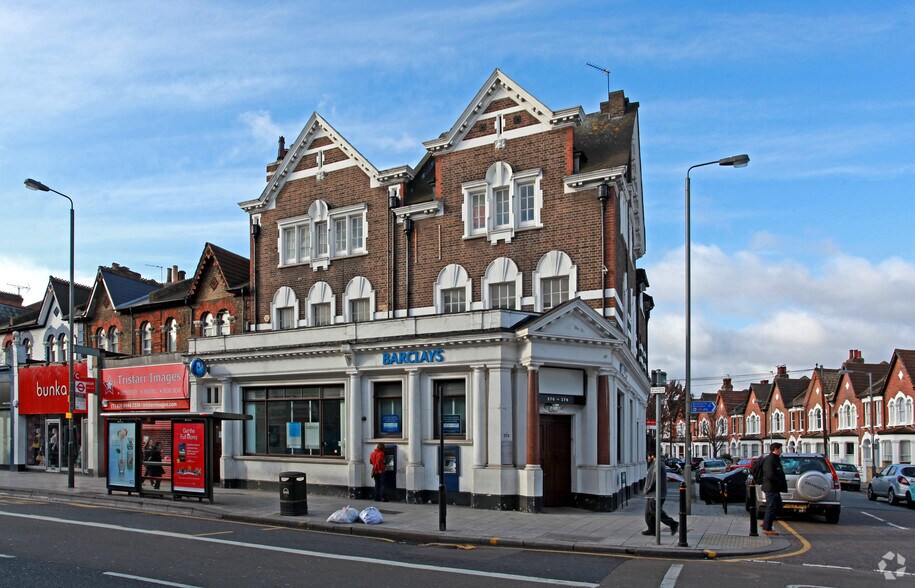 376-378 Garratt Ln, London for sale - Primary Photo - Image 1 of 1