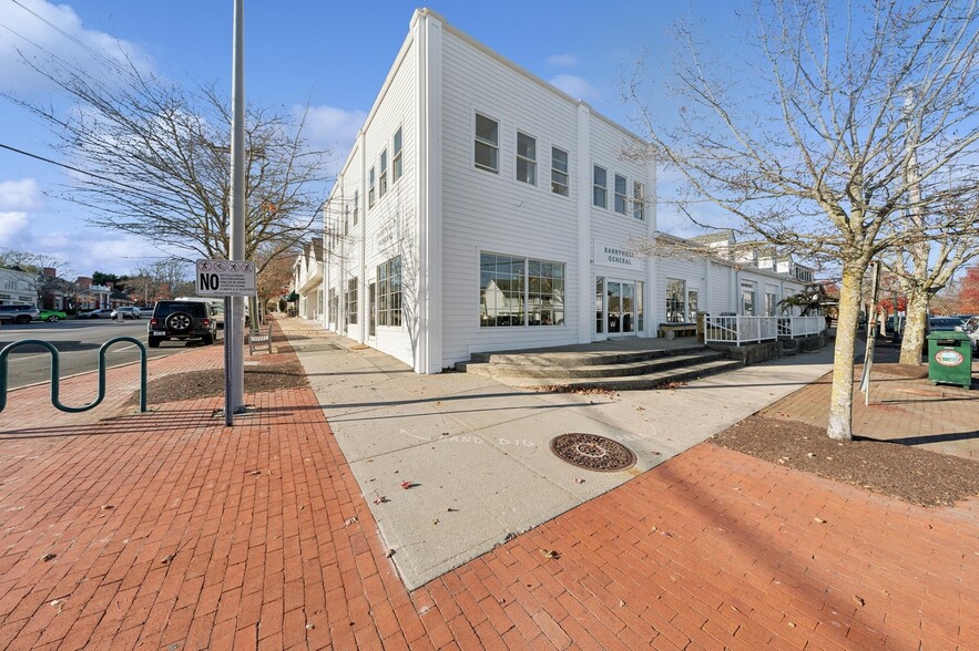 1-15 Hill St, Southampton, NY for sale - Building Photo - Image 1 of 73