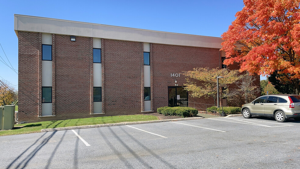 1401 N Cedar Crest Blvd, Allentown, PA for rent - Building Photo - Image 3 of 12