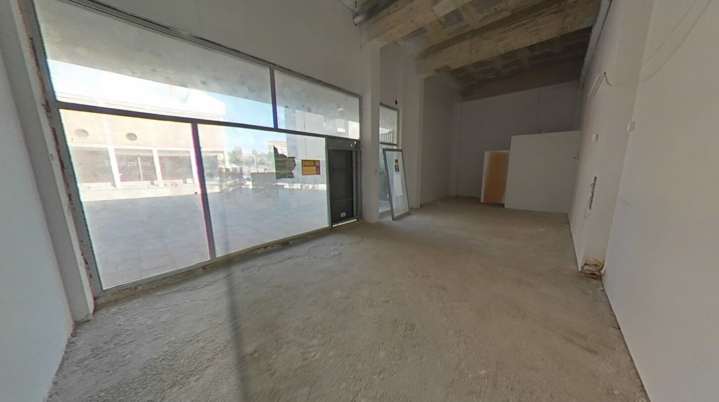 Carrer del Pare Font, Terrassa, BAR 08223 - Unit Puerta L4 - - Interior Photo - Image 2 of 10