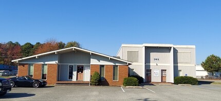 393 Denbigh Blvd, Newport News, VA for rent Building Photo- Image 1 of 5