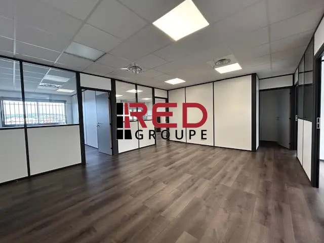 Location Bureaux 124 m²