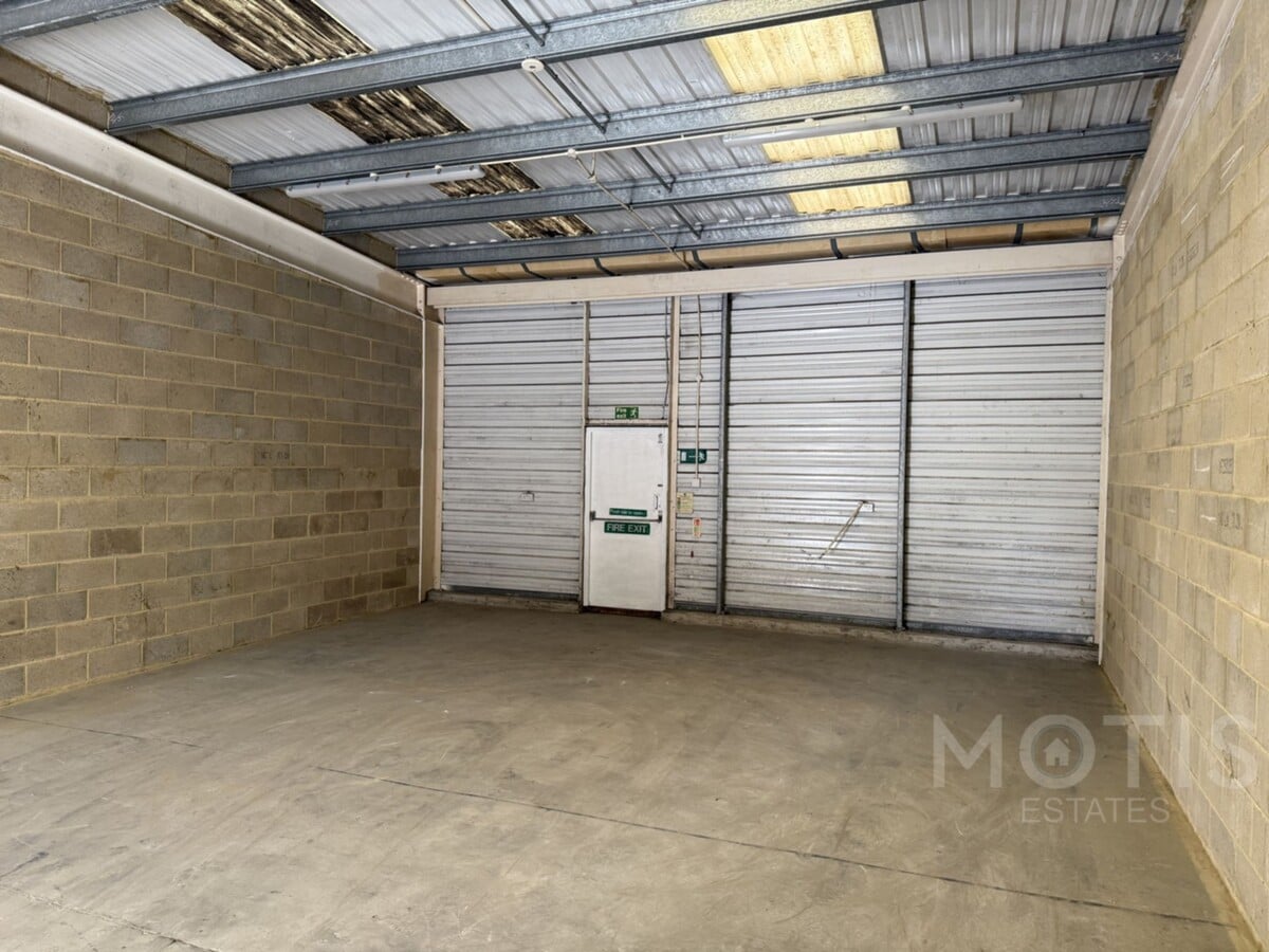 Learoyd Rd, New Romney, KEN TN28 8XU - Unit 6B - - Interior Photo - Image 2 of 3
