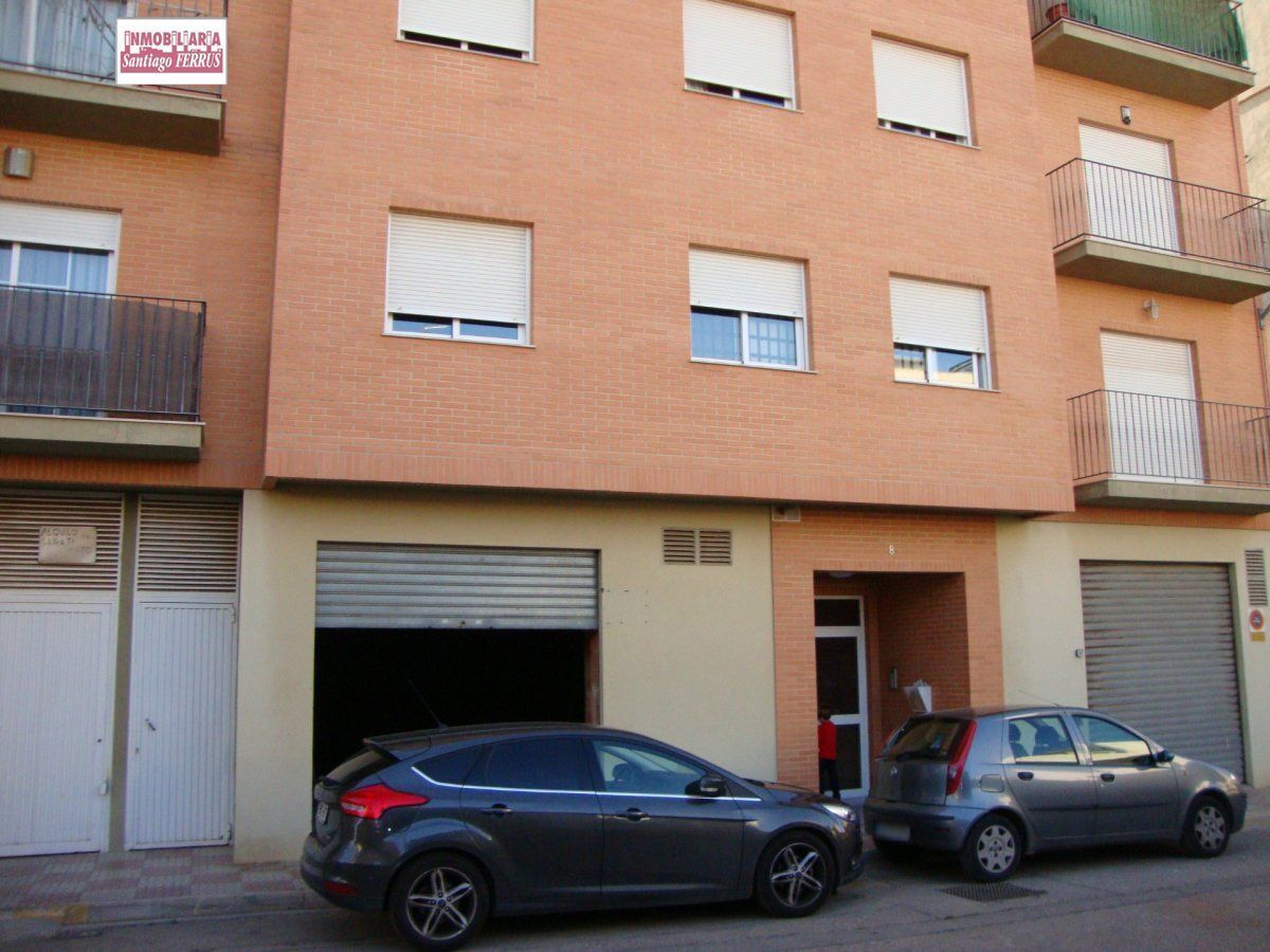 Retail in Benifaió for sale Building Photo- Image 1 of 6