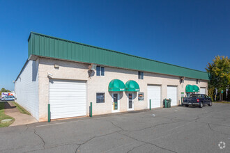 10424-10438 Business Center Ct, Manassas, VA for rent Primary Photo- Image 1 of 5