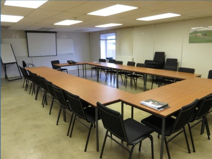 Wireless Hl, Oakham for sale Interior Photo- Image 1 of 1