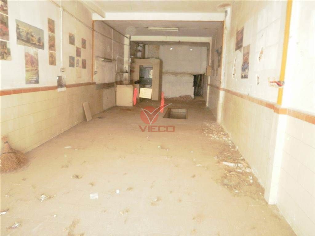 Cuenca, CUE 16001 -  -  - Interior Photo - Image 2 of 5