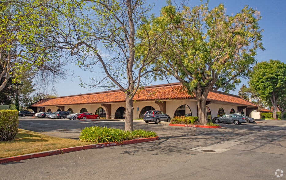 1287-1289 Anvilwood Ave, Sunnyvale, CA for rent - Building Photo - Image 1 of 5