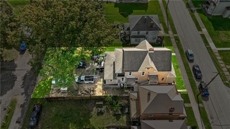 726 Market St, Beaver, PA for sale - Aerial - Image 2 of 36