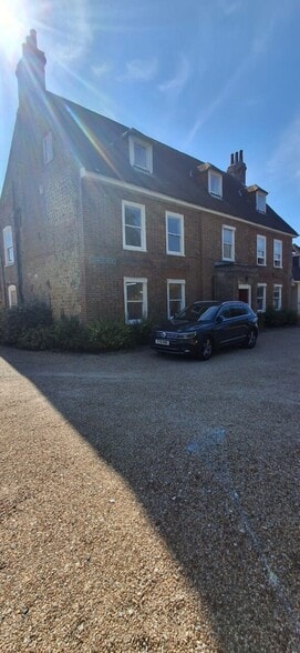 94 Felpham Rd, Bognor Regis to rent - Building Photo - Image 1 of 1