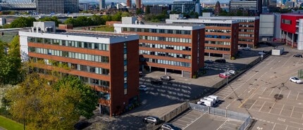 Talbot Rd, Manchester to rent Building Photo- Image 2 of 4