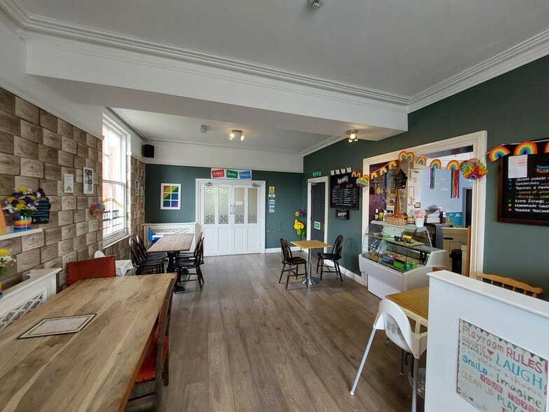 130 Colley Gate, Halesowen for sale - Building Photo - Image 3 of 15