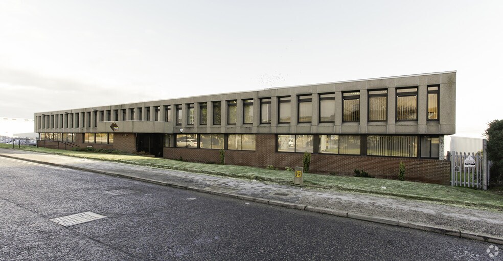 1001 Howe Moss Dr, Dyce for sale - Primary Photo - Image 1 of 2