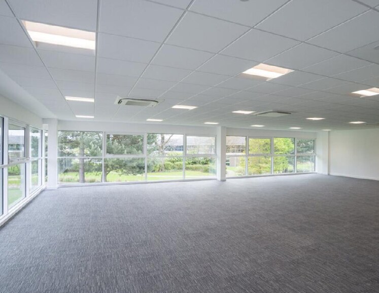 1720-1760 Solihull Pky, Birmingham to rent Interior Photo- Image 1 of 2