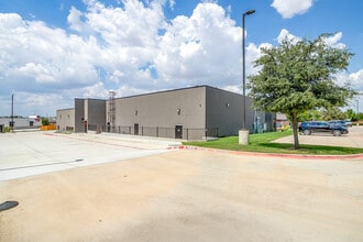 12652 Timberland Blvd, Fort Worth, TX to rent Interior Photo- Image 2 of 15