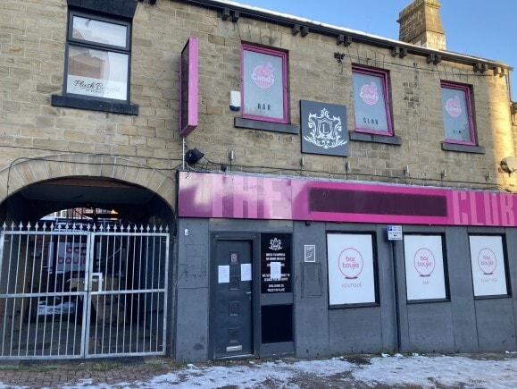 7 Pitt St, Barnsley to rent Building Photo- Image 1 of 3