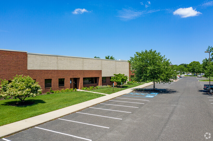 840 N Lenola Rd, Moorestown, NJ for rent - Building Photo - Image 3 of 7