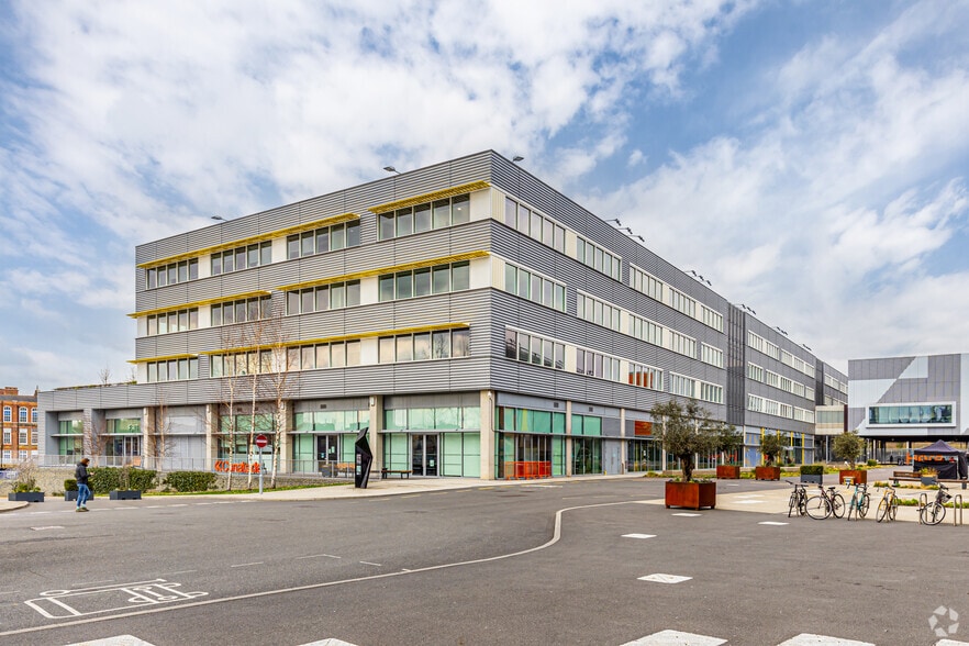 Queen Elizabeth Olympic Park, London to rent - Building Photo - Image 2 of 31