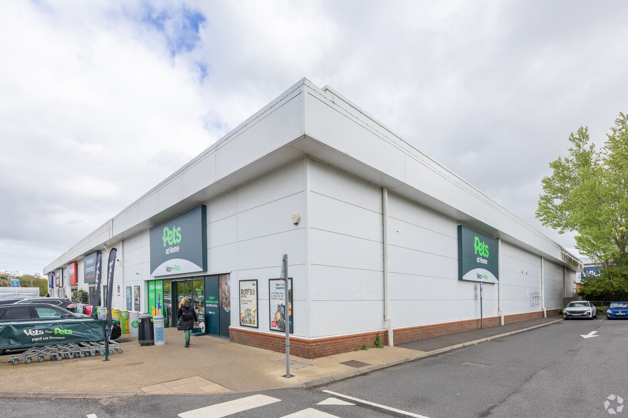 Watling St, Milton Keynes for sale Primary Photo- Image 1 of 1