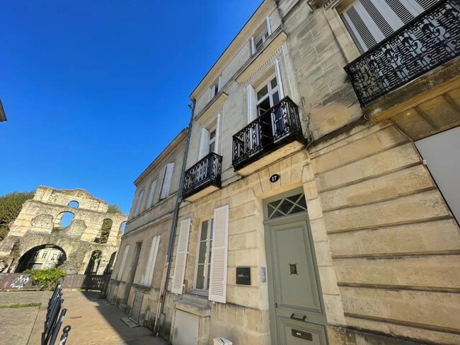 Location Bureaux 112 m²