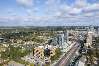 9050 Yonge St, Richmond Hill, ON - aerial  map view