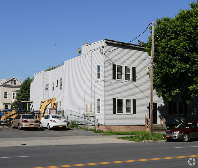 542 Washington Ave, Albany, NY for sale - Primary Photo - Image 1 of 1