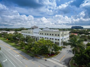 3001 Coral Hills Dr, Coral Springs, FL for rent Building Photo- Image 1 of 18