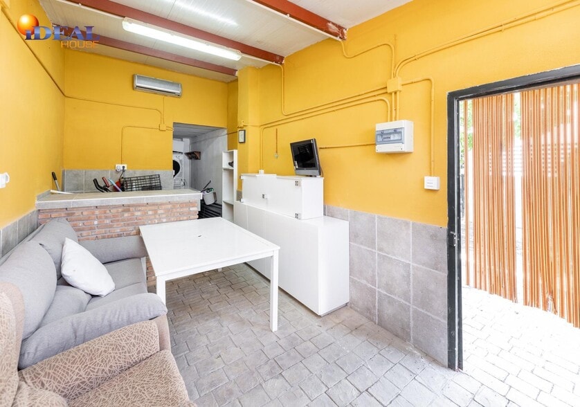 Land in Cúllar Vega, Granada for sale - Interior Photo - Image 3 of 16