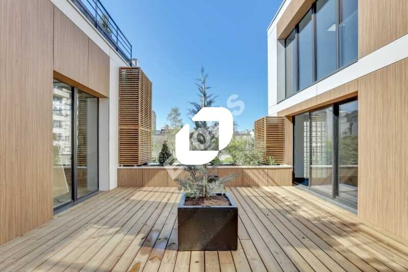 Office in Asnières-sur-Seine to rent - Building Photo - Image 2 of 2