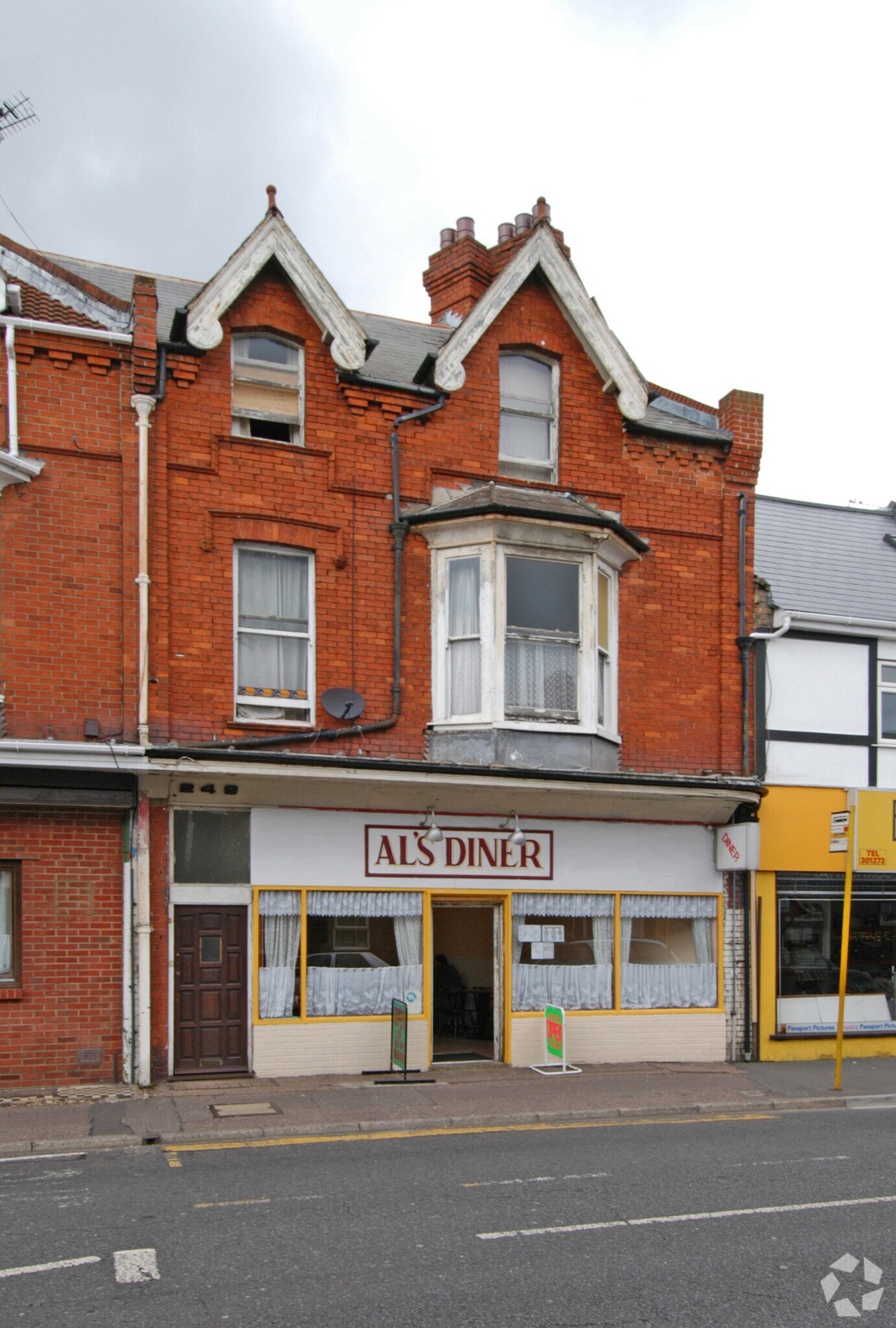 249 Holdenhurst Rd, Bournemouth for sale Primary Photo- Image 1 of 1