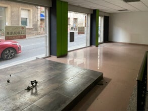 Retail in Sant Feliu de Codines, Barcelona to rent Interior Photo- Image 1 of 6