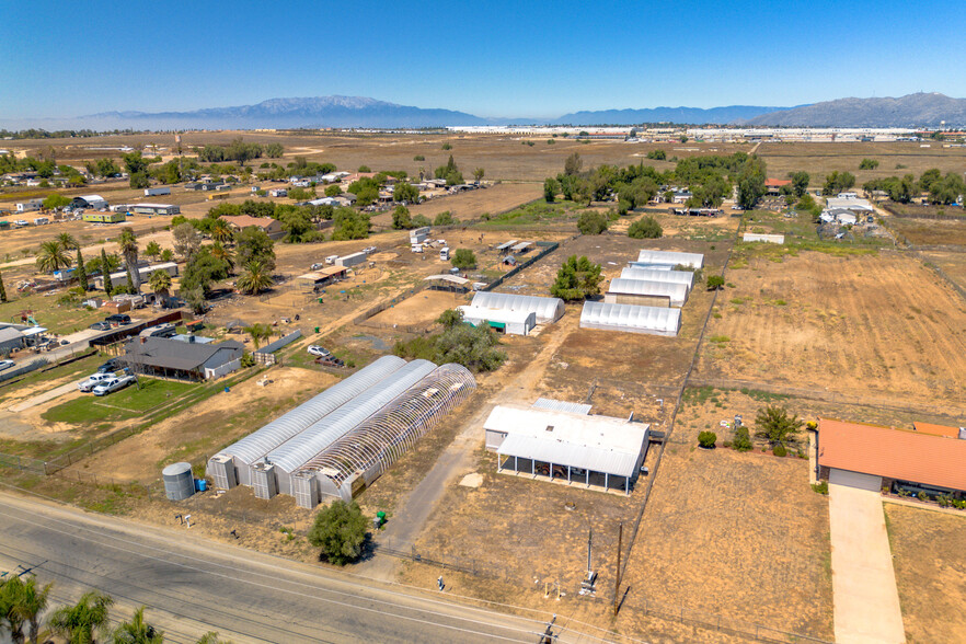 20780 Warren Rd, Perris, CA for sale - Primary Photo - Image 1 of 1