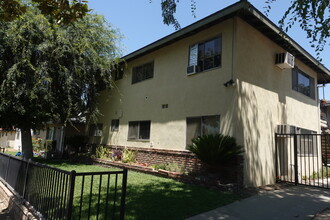 231 E Maple Ave, Monrovia, CA for sale Building Photo- Image 1 of 9