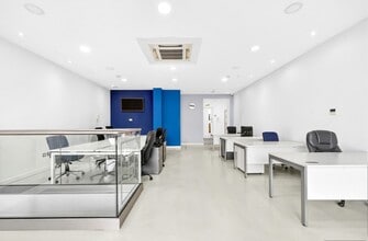 2 Kingston Hl, Kingston Upon Thames to rent Interior Photo- Image 2 of 10