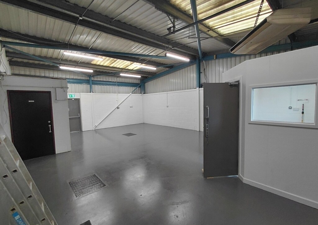 Broadmead Rd, Stewartby to rent Interior Photo- Image 1 of 2