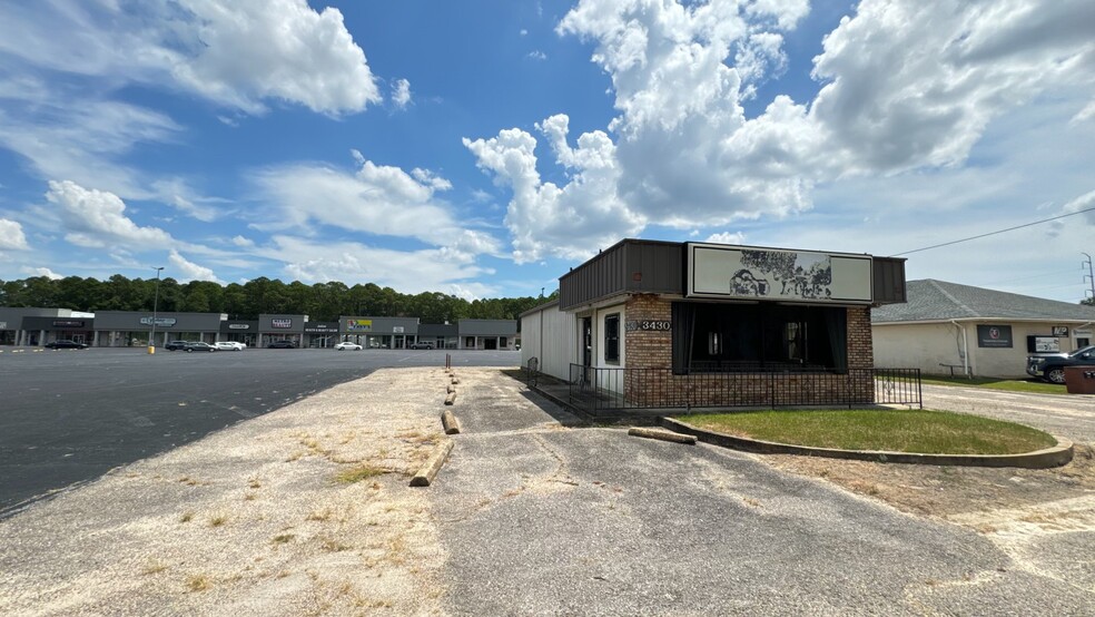 3430 Main St, Moss Point, MS for sale - Building Photo - Image 3 of 14