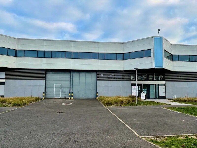 Light Industrial in Bonneuil-sur-Marne to rent Building Photo- Image 1 of 7