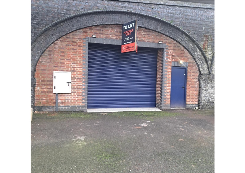 Burton St, Melton Mowbray to rent Building Photo- Image 1 of 1