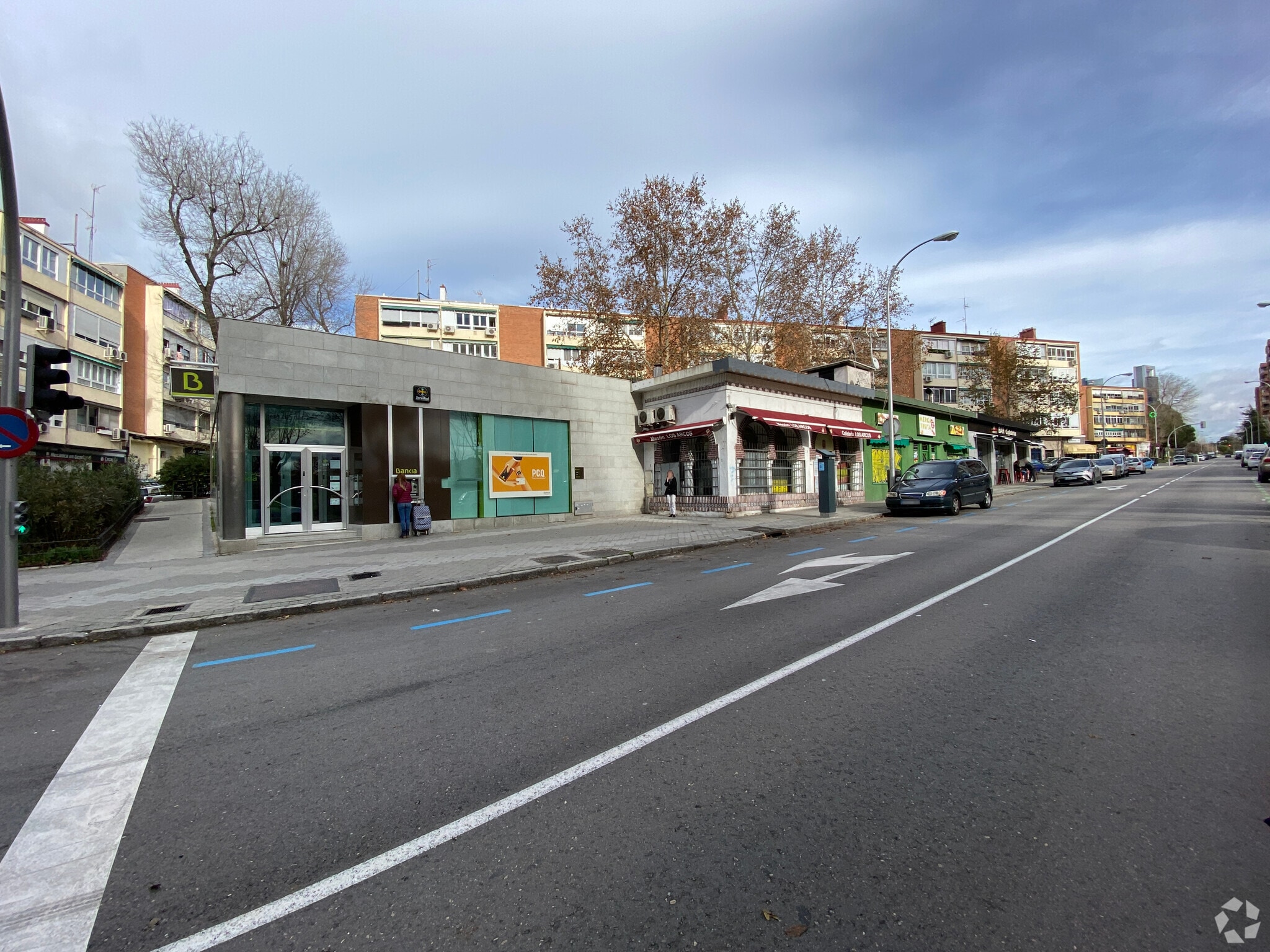 Retail in Madrid, Madrid to rent Building Photo- Image 1 of 3