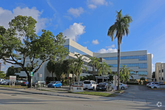 815 NW 57th Ave, Miami, FL for rent Building Photo- Image 1 of 10