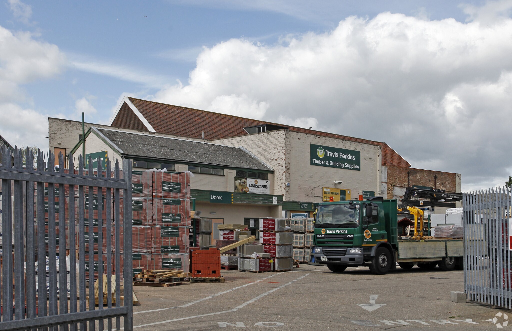 Handford Rd, Ipswich for sale Primary Photo- Image 1 of 1