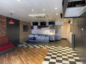 North St, Chichester to rent Interior Photo- Image 2 of 2