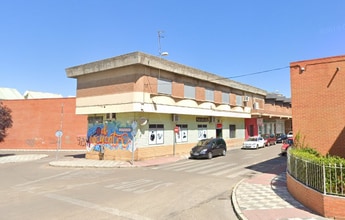 Retail in Cuenca, Cuenca to rent Building Photo- Image 1 of 2