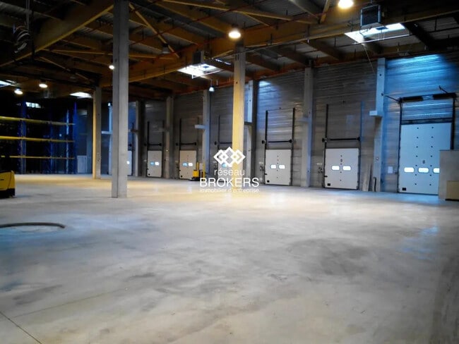 Location Entrepôt 6 000 m²