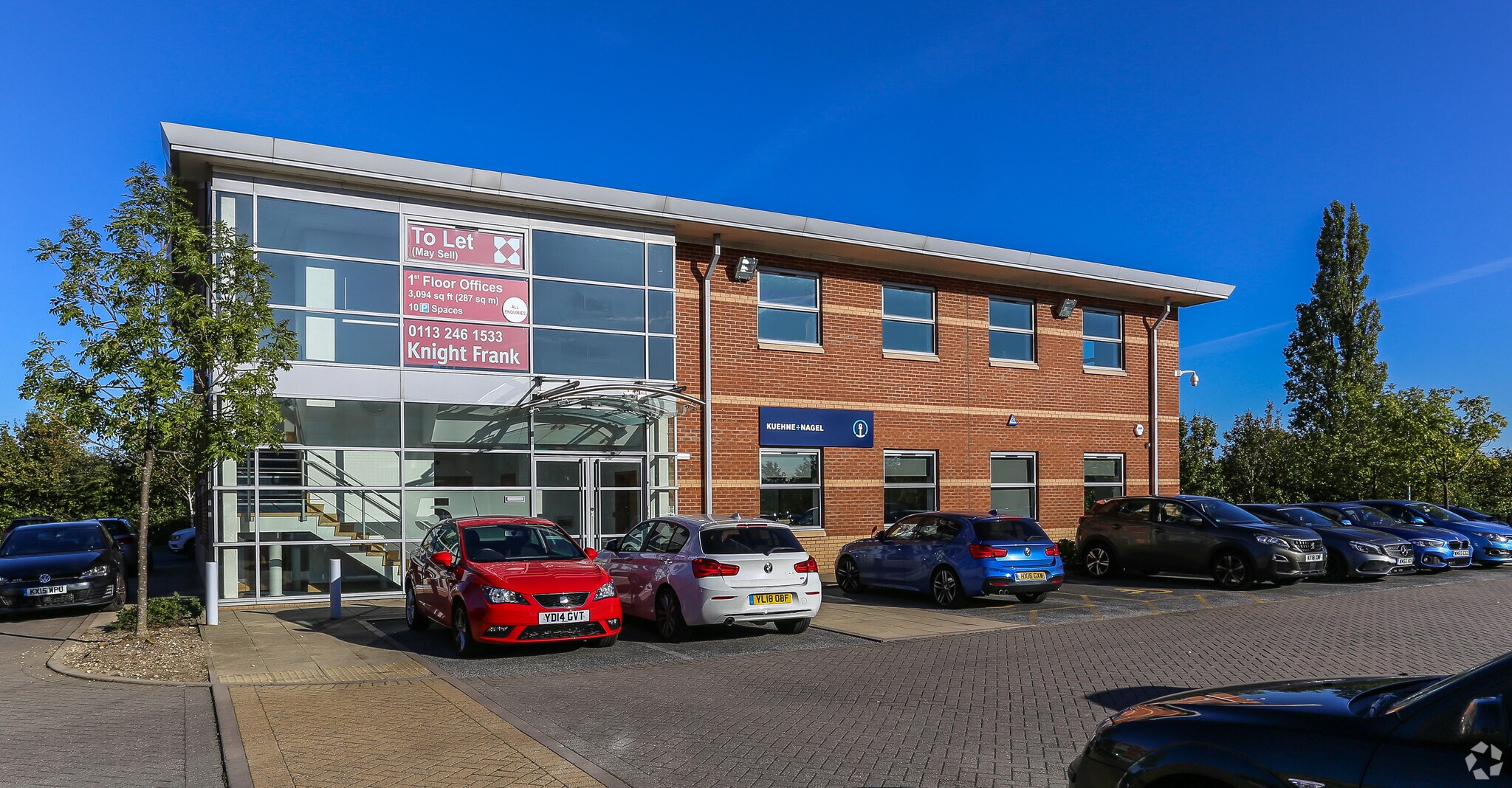 Calder Clos, Wakefield for sale Primary Photo- Image 1 of 1